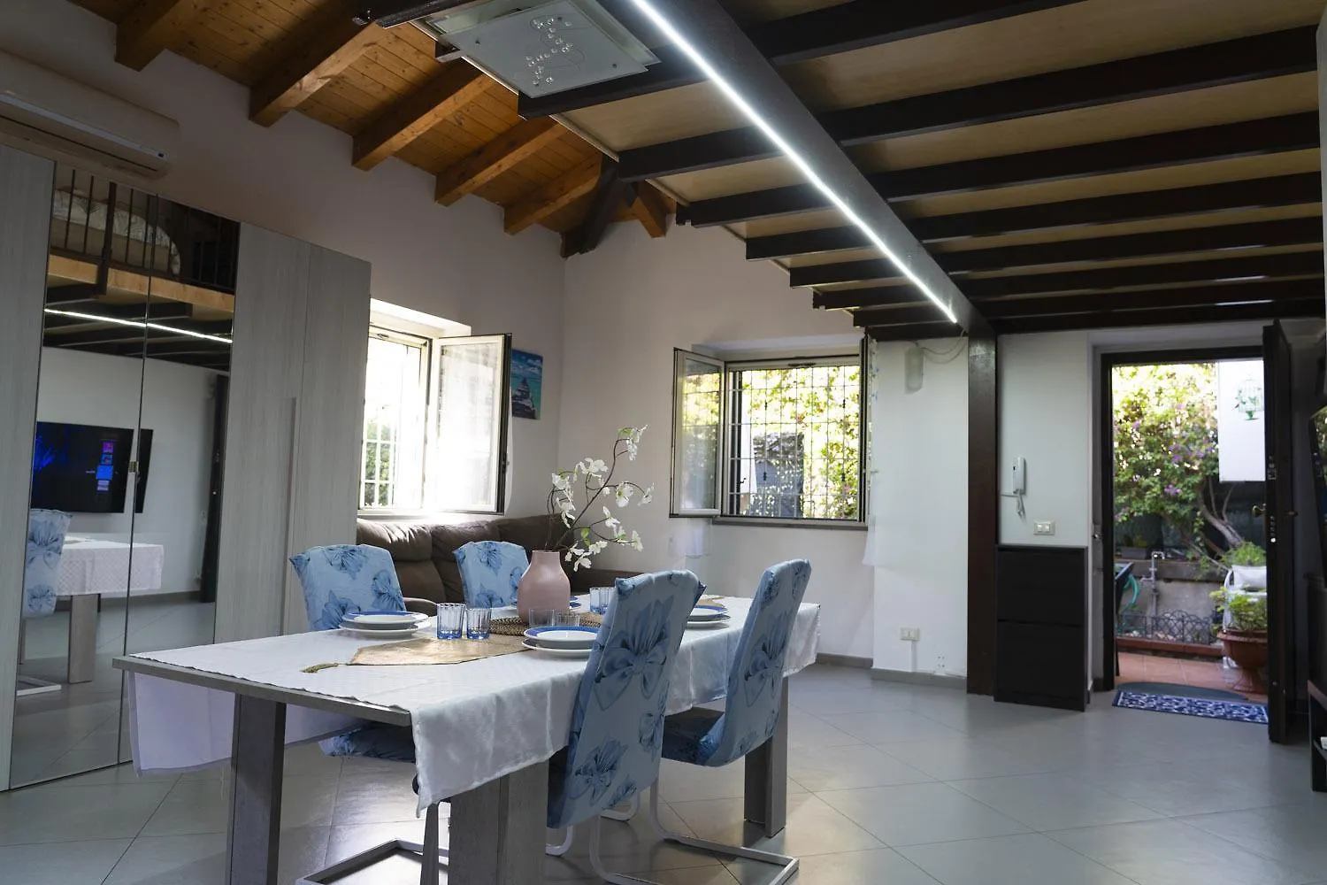 Villa Li Cuti House - Lungomare Self Check-In Aeroporto di Catania Fontana Rossa Casa vacanze